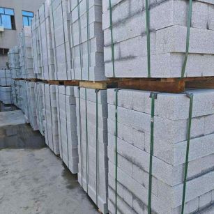 甘肃芝麻白路牙石，路侧石