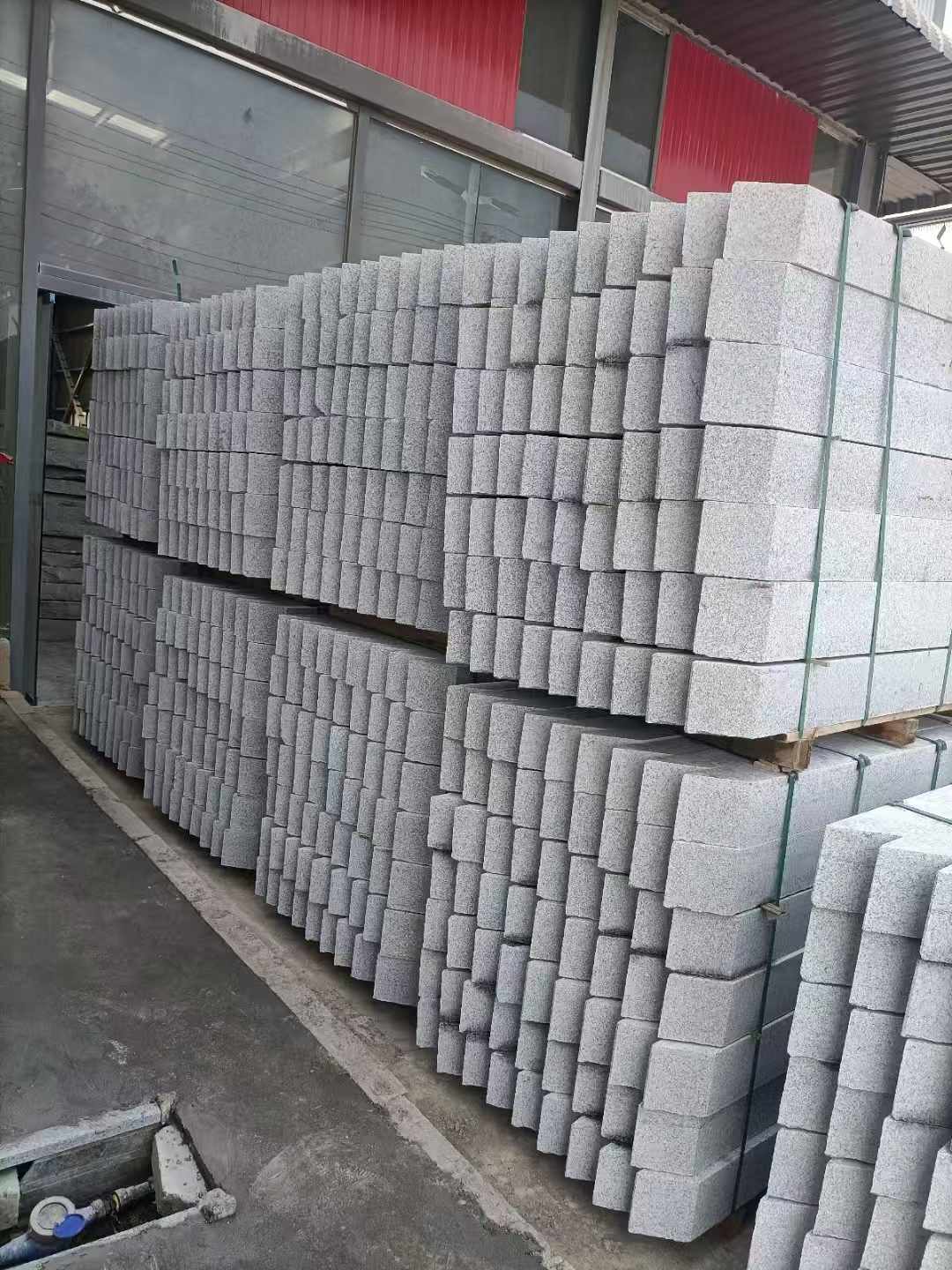 甘肃芝麻白树围石 树池